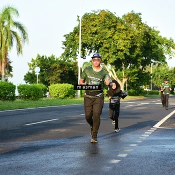 Runner Photo 6007425