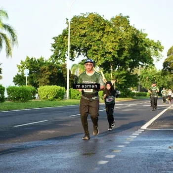 Runner Photo 6007427