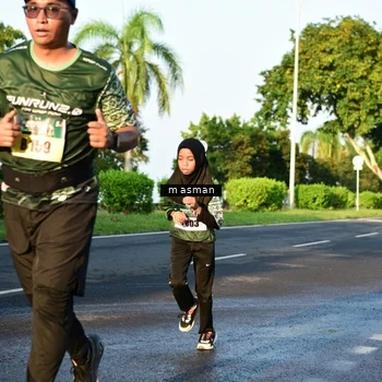 Runner Photo 6007431