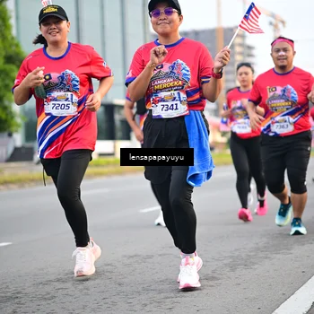 Runner Photo 6007449