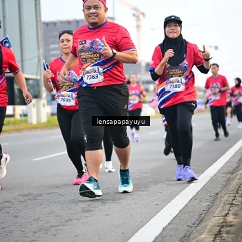 Runner Photo 6007463