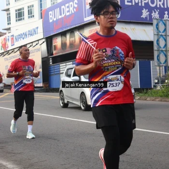 Runner Photo 6007465