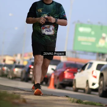 Runner Photo 6007477
