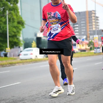 Runner Photo 6007499