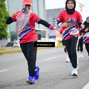 Runner Photo 6007500
