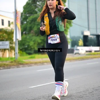 Runner Photo 6007508
