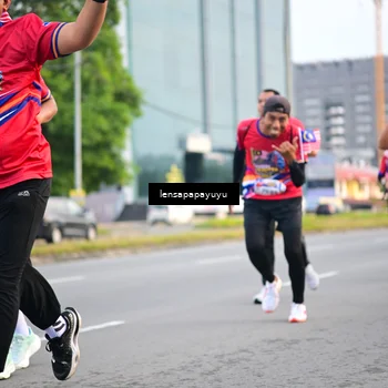 Runner Photo 6007526