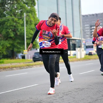 Runner Photo 6007528