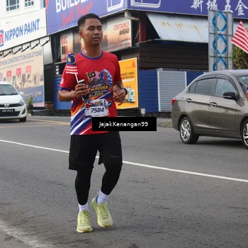 Runner Photo 6007538