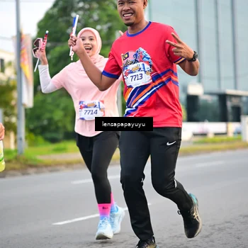 Runner Photo 6007550