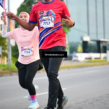 Runner Photo 6007553