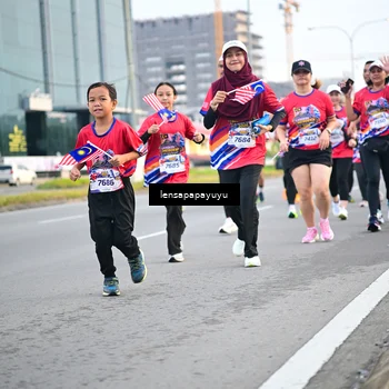 Runner Photo 6007556