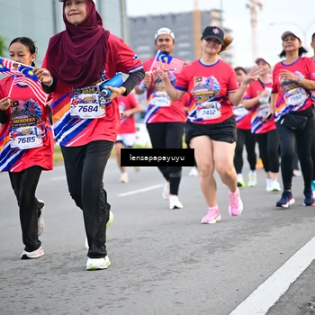 Runner Photo 6007561
