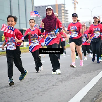 Runner Photo 6007563