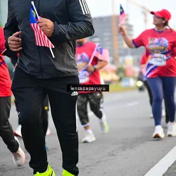Runner Photo 6007593