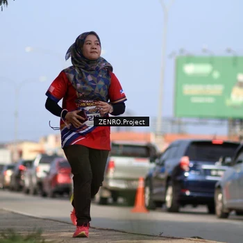 Runner Photo 6007601