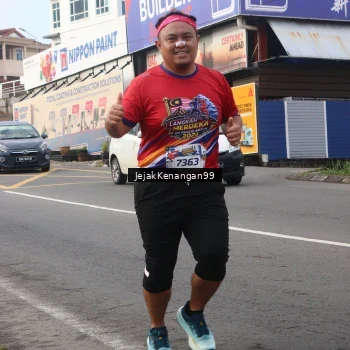 Runner Photo 6007635
