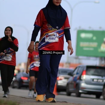Runner Photo 6007645