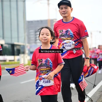 Runner Photo 6007647