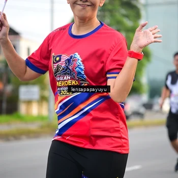 Runner Photo 6007655