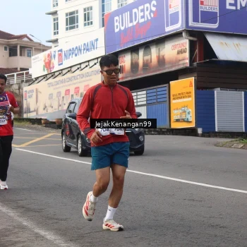 Runner Photo 6007670