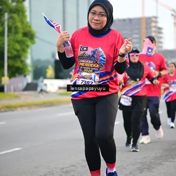 Runner Photo 6007679