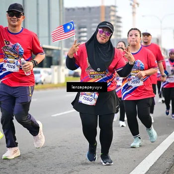 Runner Photo 6007686