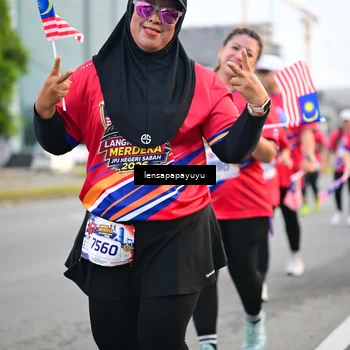 Runner Photo 6007689