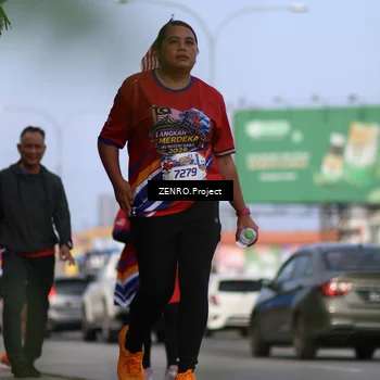 Runner Photo 6007695