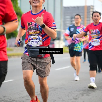 Runner Photo 6007726