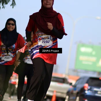 Runner Photo 6007731