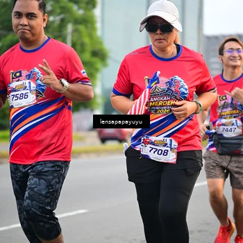 Runner Photo 6007732