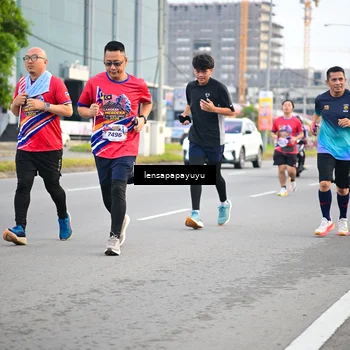 Runner Photo 6007741