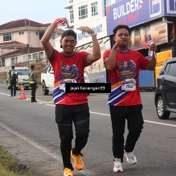 Runner Photo 6007752