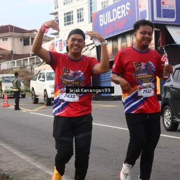 Runner Photo 6007755