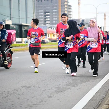 Runner Photo 6007760