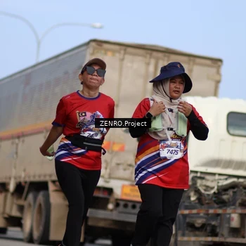 Runner Photo 6007766