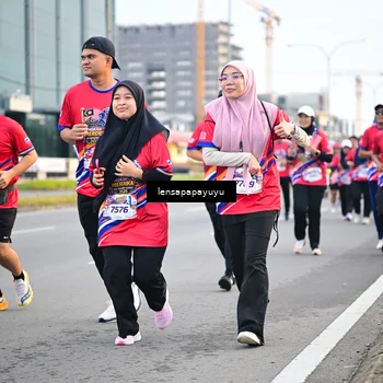 Runner Photo 6007768