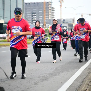Runner Photo 6007780