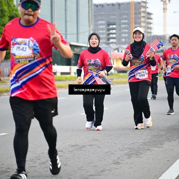 Runner Photo 6007783