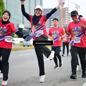 Runner Photo 6007788
