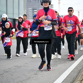 Runner Photo 6007822