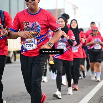 Runner Photo 6007829
