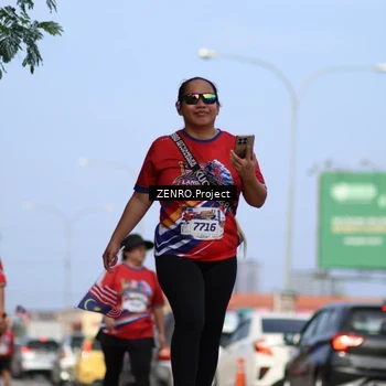 Runner Photo 6007836