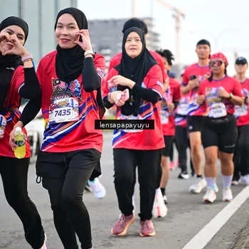 Runner Photo 6007837