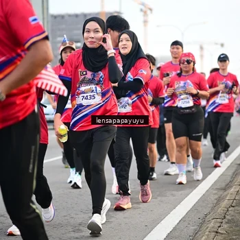 Runner Photo 6007838