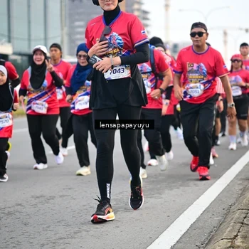 Runner Photo 6007839