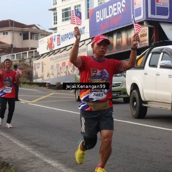 Runner Photo 6007845