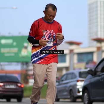Runner Photo 6007847