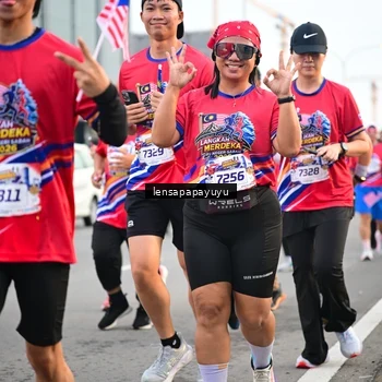 Runner Photo 6007854
